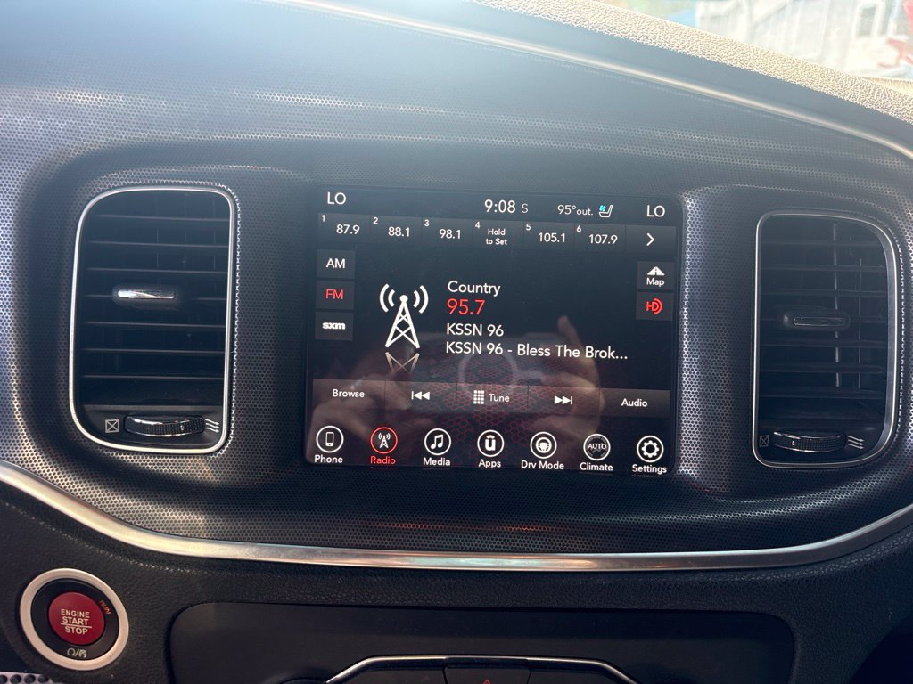 Used 2017 Dodge Charger SRT w/ Harman/Kardon Audio Group RWD image 19