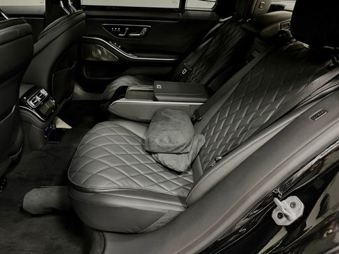 Used 2024 Mercedes-Benz S 580 4MATIC Sedan image 38