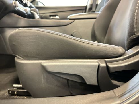 Used 2024 Nissan Sentra SV FWD image 20