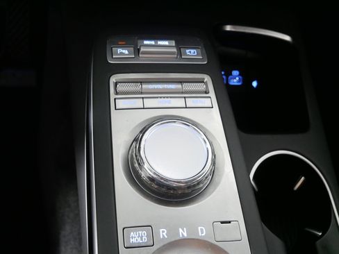 Used 2025 Genesis GV70 2.5T image 29