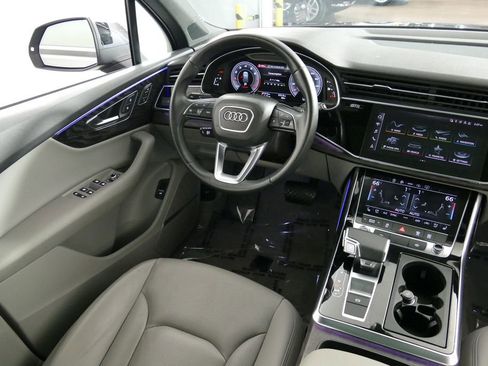 Used 2022 Audi Q7 2.0T Premium Plus AWD/4WD image 16