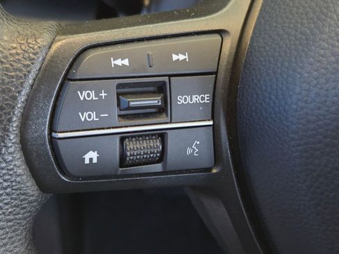 Certified 2025 Honda CR-V EX image 31