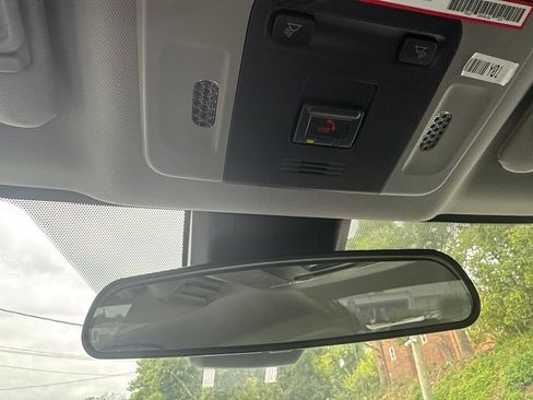 Used 2022 Toyota Camry SE FWD image 22
