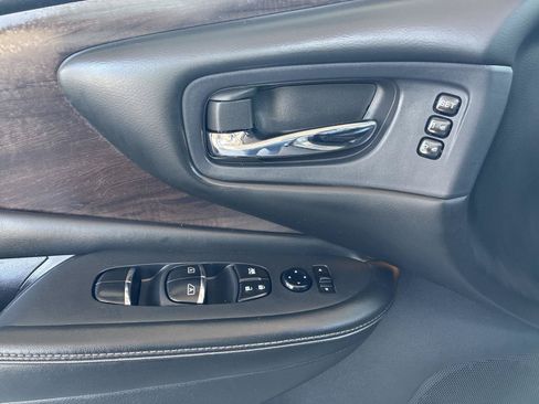 Used 2020 Nissan Murano Platinum AWD/4WD image 18