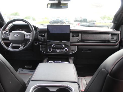 Used 2023 Ford Expedition Limited AWD/4WD image 15