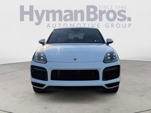 Used 2023 Porsche Cayenne Platinum Edition w/ Performance Package image 8