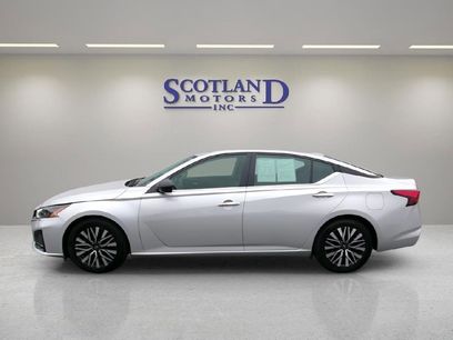 Used 2024 Nissan Altima 2.5 SV