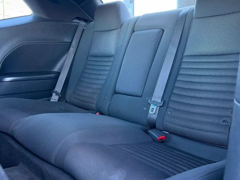 Used 2012 Dodge Challenger SXT RWD image 11