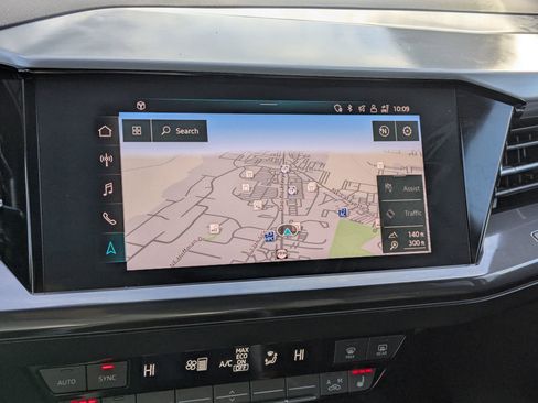 Used 2022 Audi Q4 e-tron Premium Plus image 21