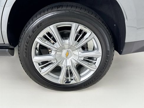 Used 2023 Chevrolet Tahoe High Country AWD/4WD image 36