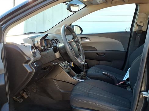 Used 2014 Chevrolet Sonic LT image 8