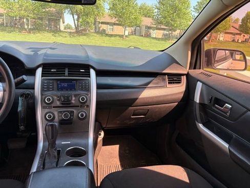 Used 2014 Ford Edge SE FWD image 20