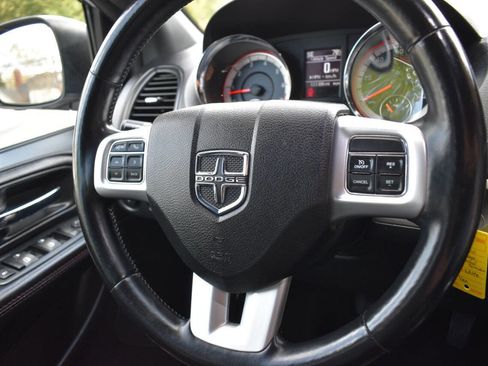 Used 2020 Dodge Grand Caravan GT image 28