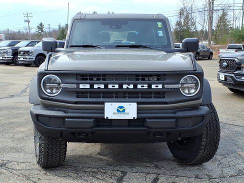 New 2026 Ford Bronco 2-Door w/ Sasquatch Package AWD/4WD image 3