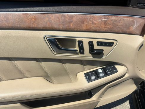 Used 2012 Mercedes-Benz E 350 4MATIC Sedan image 14