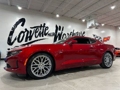 Used 2022 Chevrolet Camaro LT RWD image 1