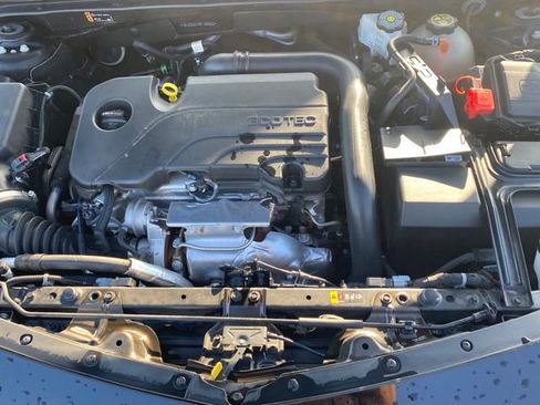 Used 2024 Chevrolet Malibu LT image 22