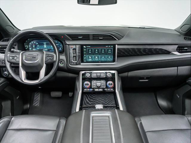 Used 2023 GMC Yukon XL Denali AWD/4WD image 22