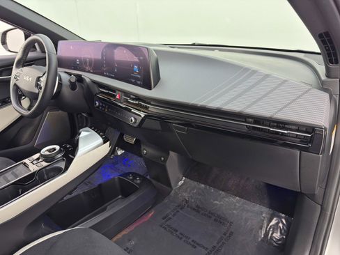 Used 2023 Kia EV6 GT-Line w/ GT-Line Suede Seat Package image 14