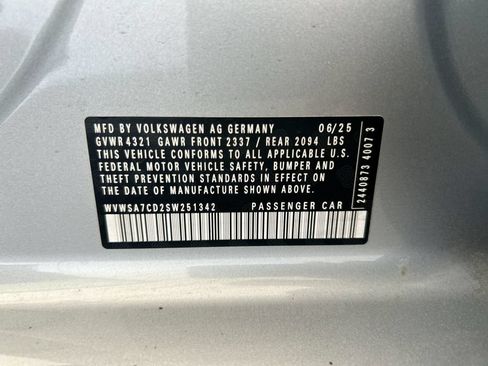 Certified 2025 Volkswagen GTI SE FWD image 44