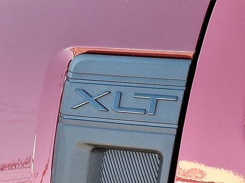 Used 2025 Ford Maverick XLT w/ Equipment Group 301A image 31