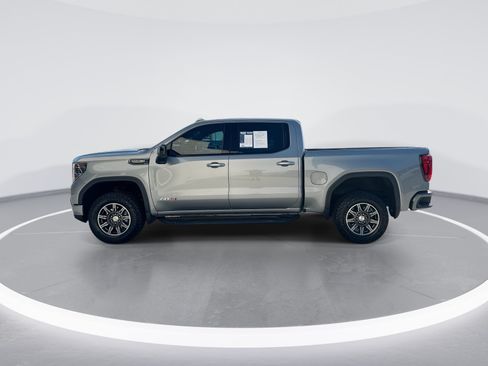 Used 2024 GMC Sierra 1500 AT4 w/ Technology Package AWD/4WD image 6