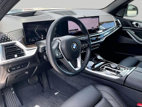 Used 2025 BMW X5 sDrive40i w/ Premium Package RWD image 18