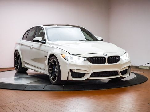 Used 2015 BMW M3 RWD image 3
