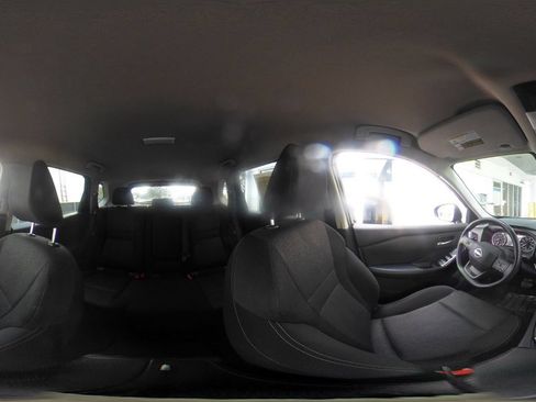 Used 2025 Nissan Rogue SV AWD/4WD image 43