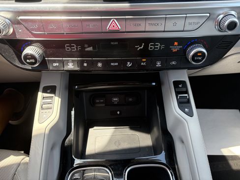 Used 2021 Kia Telluride EX w/ EX Premium Package FWD image 17