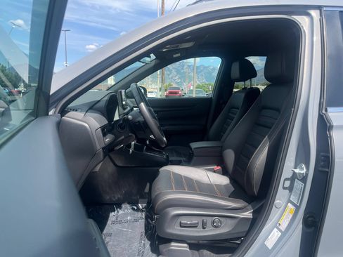 Used 2025 Honda CR-V Sport-L image 12