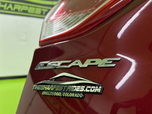 Used 2016 Ford Escape Titanium AWD/4WD image 12
