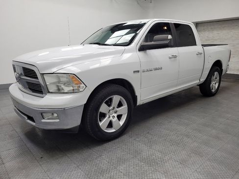 Used 2012 RAM 1500 Big Horn w/ Luxury Group image 2