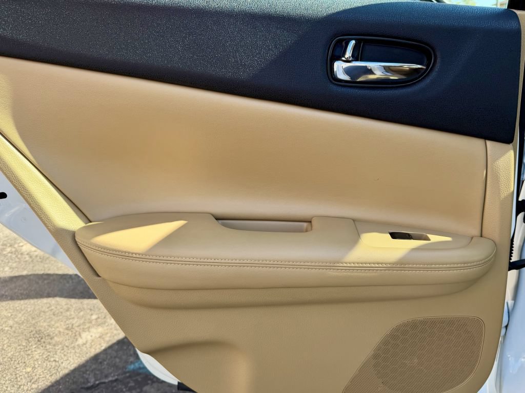 Used 2011 Nissan Maxima 3.5 SV w/ Monitor Pkg FWD image 23