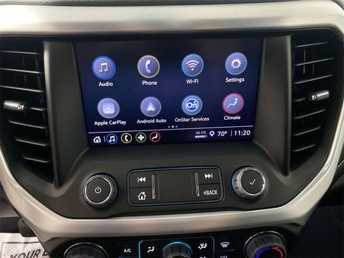 Used 2023 GMC Acadia SLE w/ Driver Convenience Package image 16