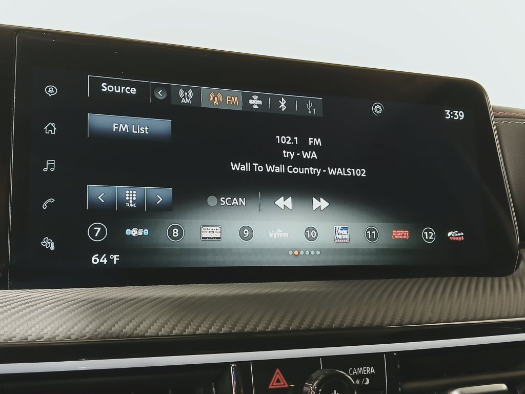 Certified 2025 Nissan Kicks SR AWD/4WD image 21