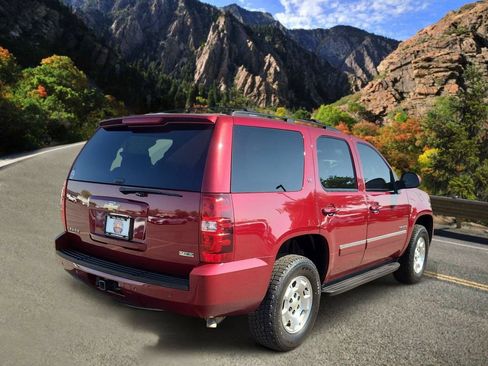 Used 2011 Chevrolet Tahoe LT AWD/4WD image 3