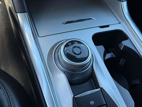 Used 2022 Ford Explorer XLT w/ Equipment Group 202A image 25