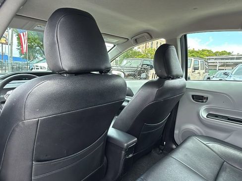 Used 2012 Toyota Prius C Three FWD image 26