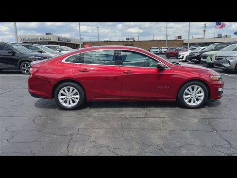 Used 2020 Chevrolet Malibu LT FWD image 9