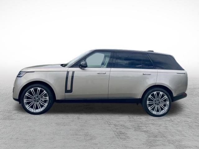 Used 2025 Land Rover Range Rover Long Wheelbase SE AWD/4WD image 8