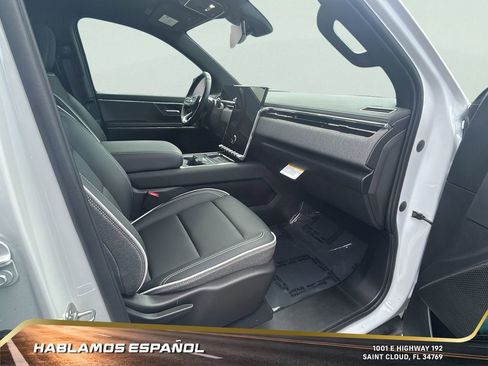 New 2026 GMC Sierra EV Elevation image 34