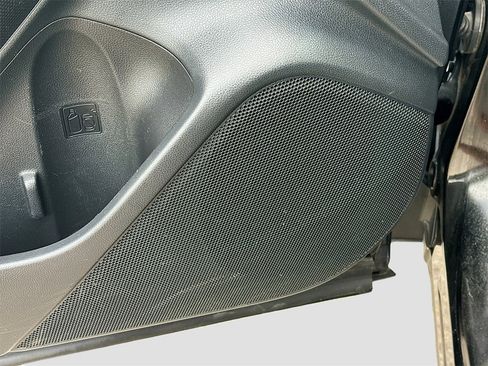 Used 2021 Subaru Forester Limited w/ Popular Package #3 image 18