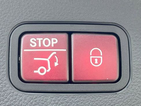 Certified 2022 Mercedes-Benz GLC 300 4MATIC image 21