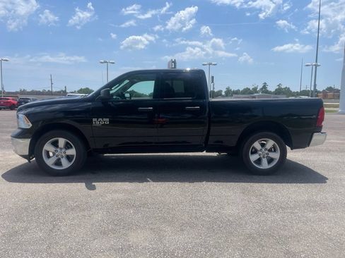 Used 2024 RAM 1500 Classic SLT AWD/4WD image 4