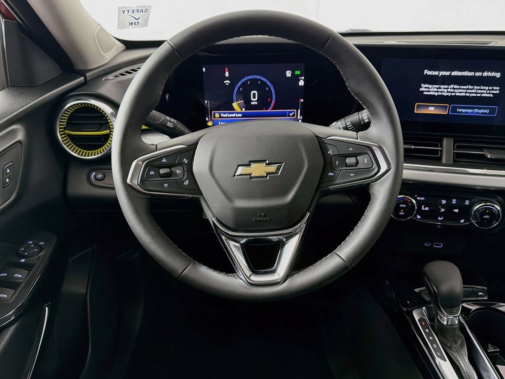New 2026 Chevrolet Trax LT w/ Driver Confidence Package FWD image 11