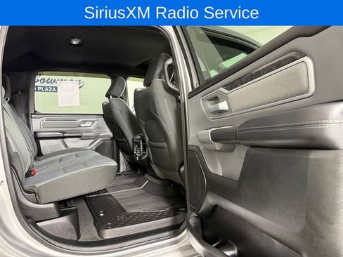 Used 2022 RAM 1500 Big Horn AWD/4WD image 18