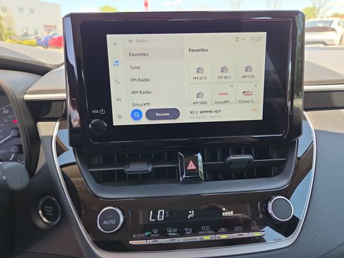 Certified 2025 Toyota Corolla LE w/ LE Premium Package FWD image 18