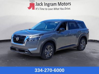New 2025 Nissan Pathfinder S