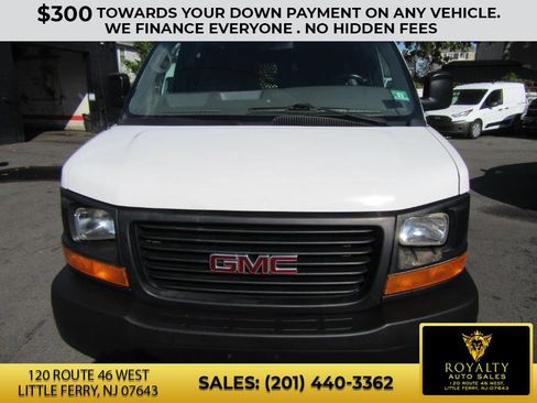 Used 2015 GMC Savana 2500 image 4